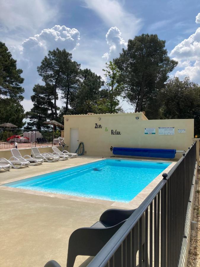 Camping La Simioune En Provence Боллен Экстерьер фото