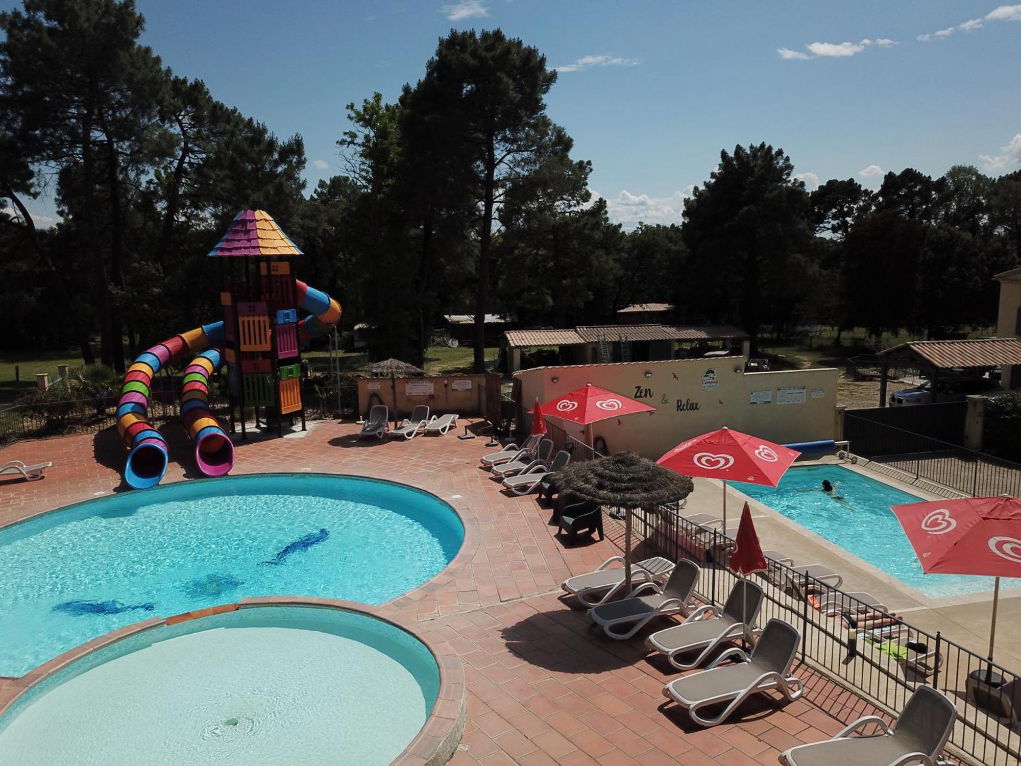 Camping La Simioune En Provence Боллен Экстерьер фото