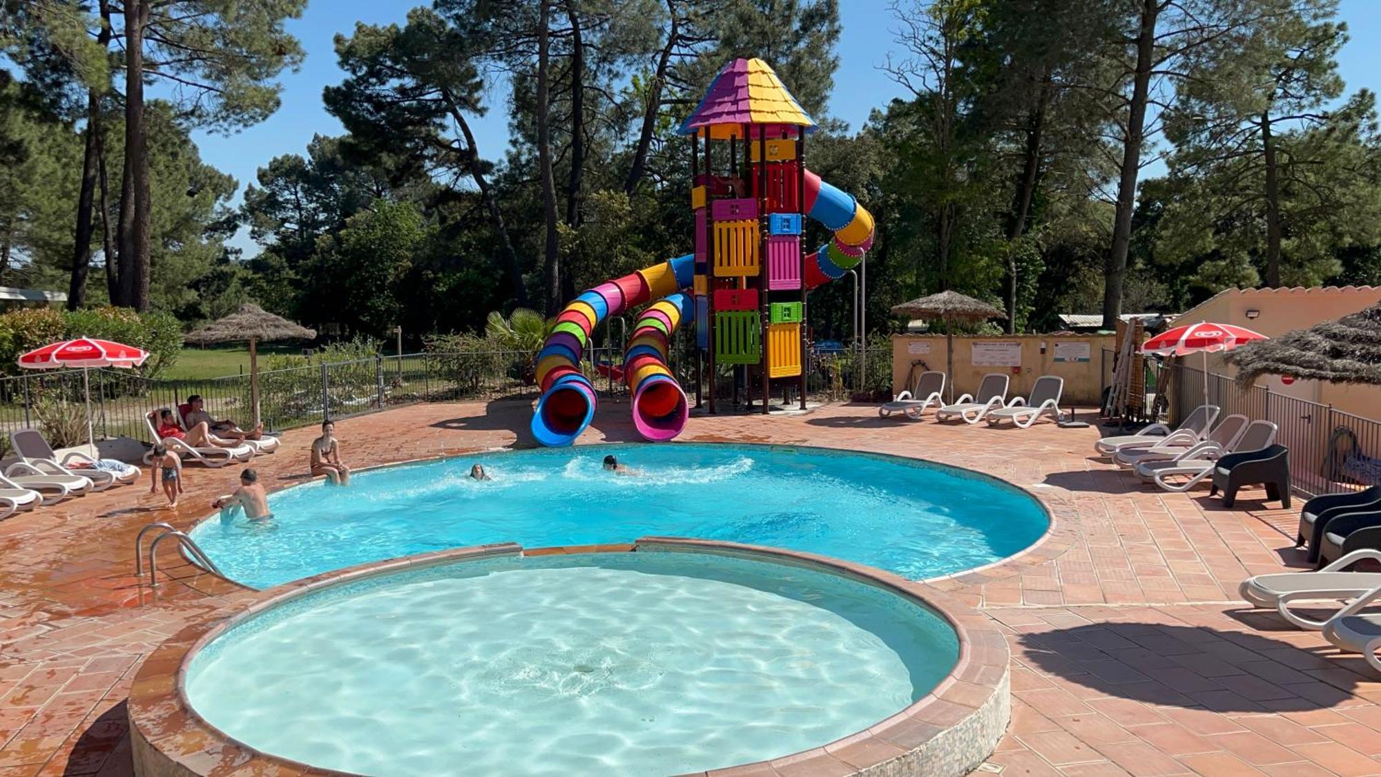 Camping La Simioune En Provence Боллен Экстерьер фото