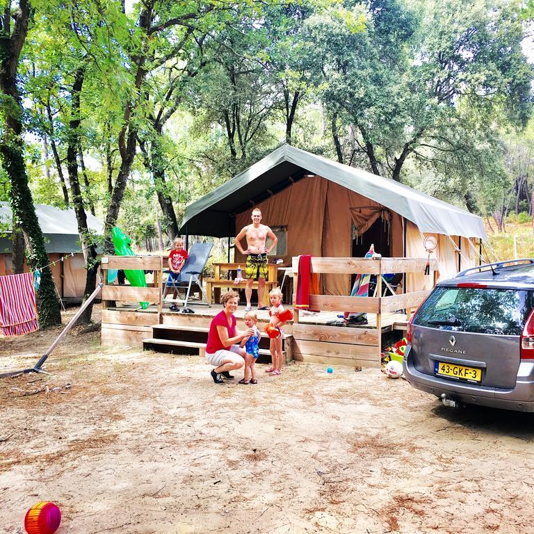 Camping La Simioune En Provence Боллен Экстерьер фото
