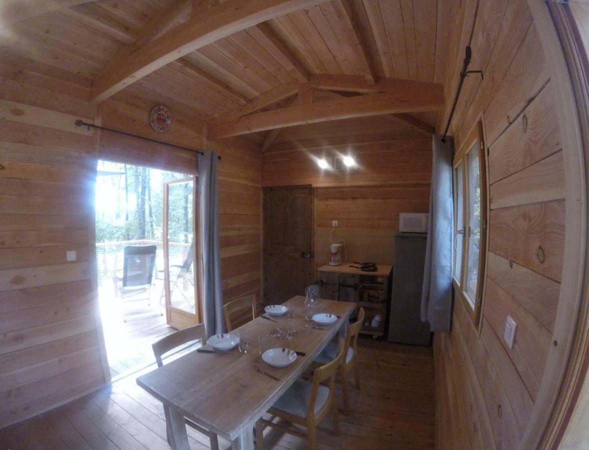 Camping La Simioune En Provence Боллен Экстерьер фото