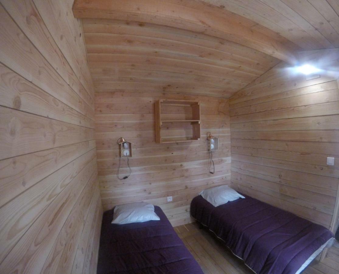 Camping La Simioune En Provence Боллен Экстерьер фото